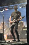 A goose bump moment: Mark Kendall roars with a Dishaw guitar